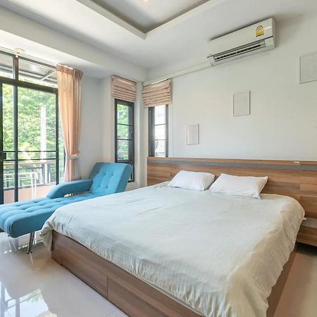 Loft Style Townhouse Near Old City Chiang Mai Bagian luar foto